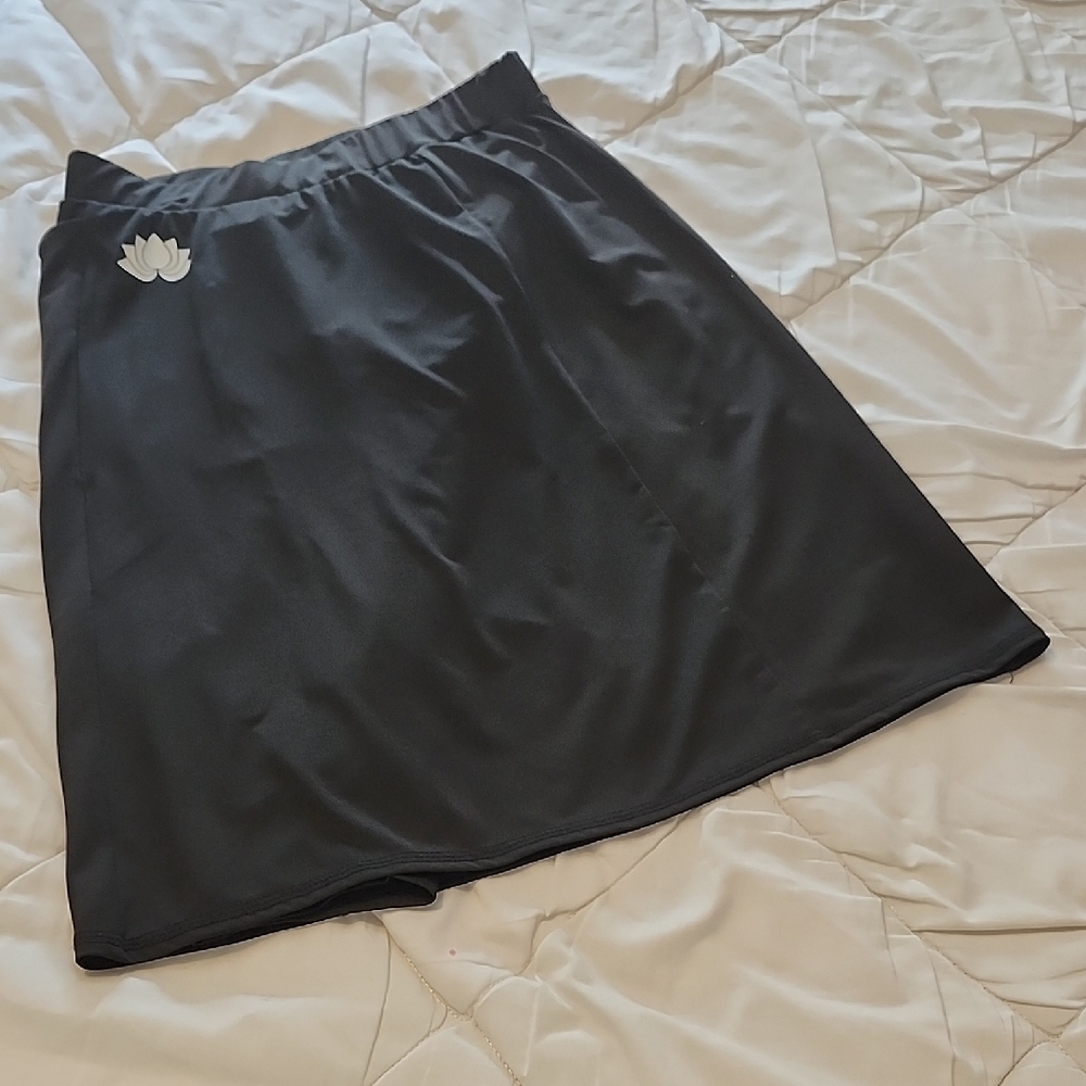 Black Snoga Skirt with Leggings and Side Pocket XS